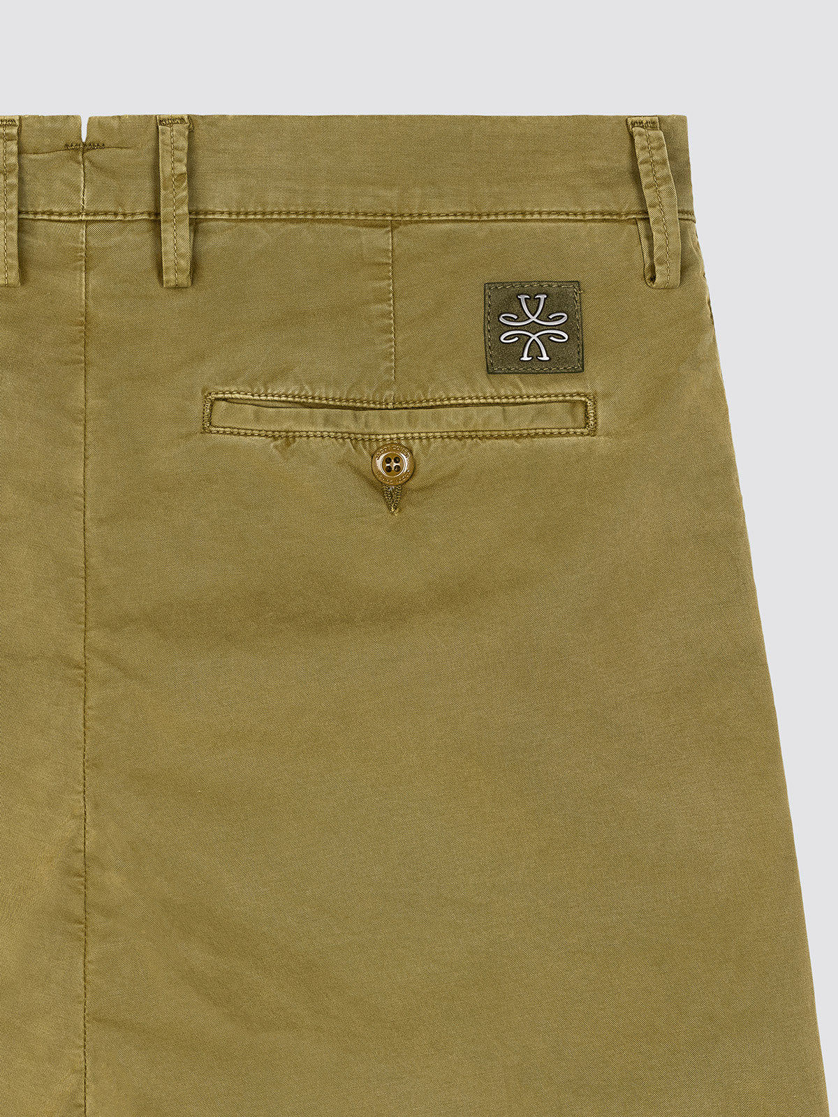 BOBBY CHINO OLIVE GREEN