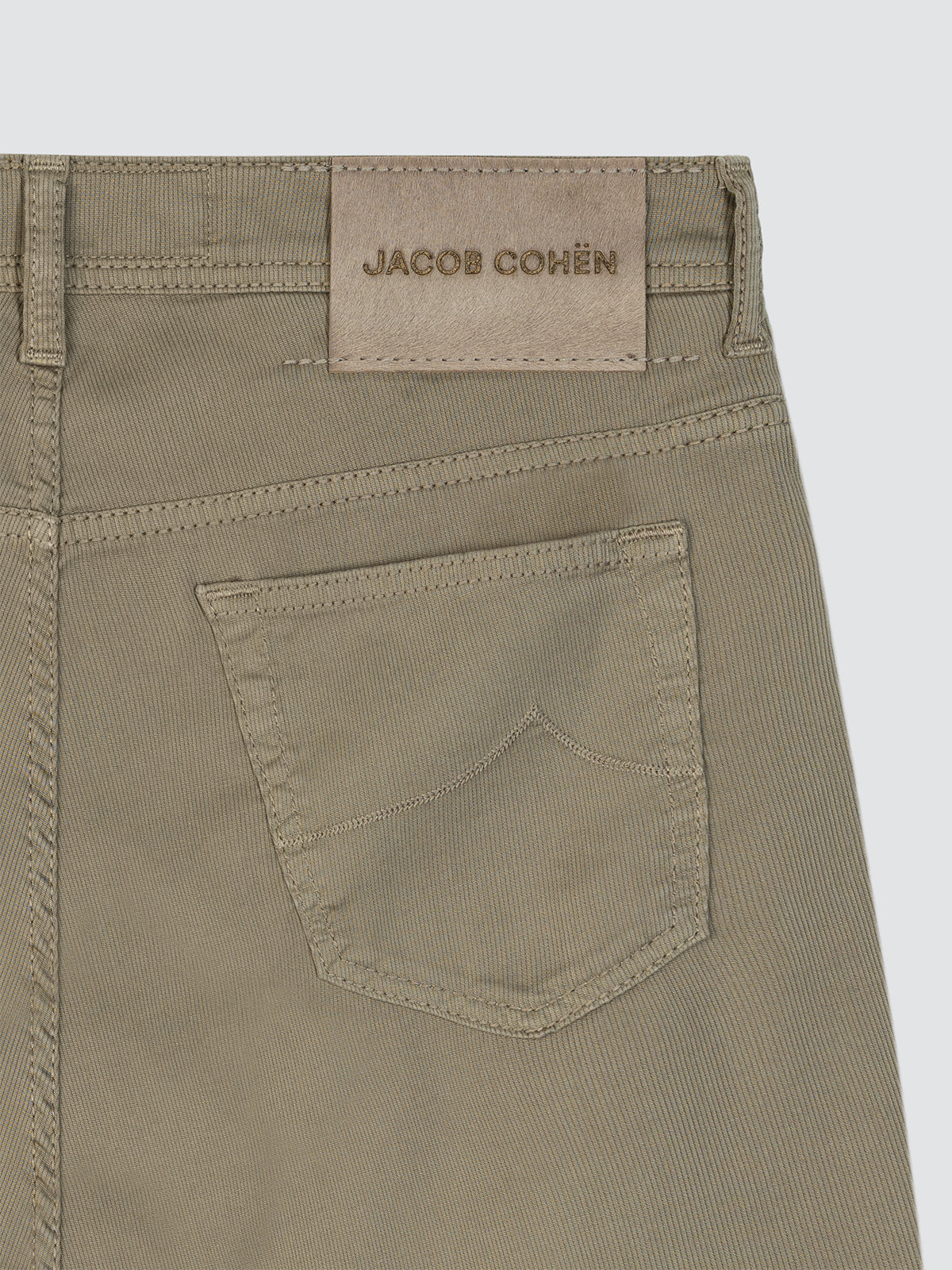 Lou bermuda brown cotton stretch Jacob Cohën side pockets
