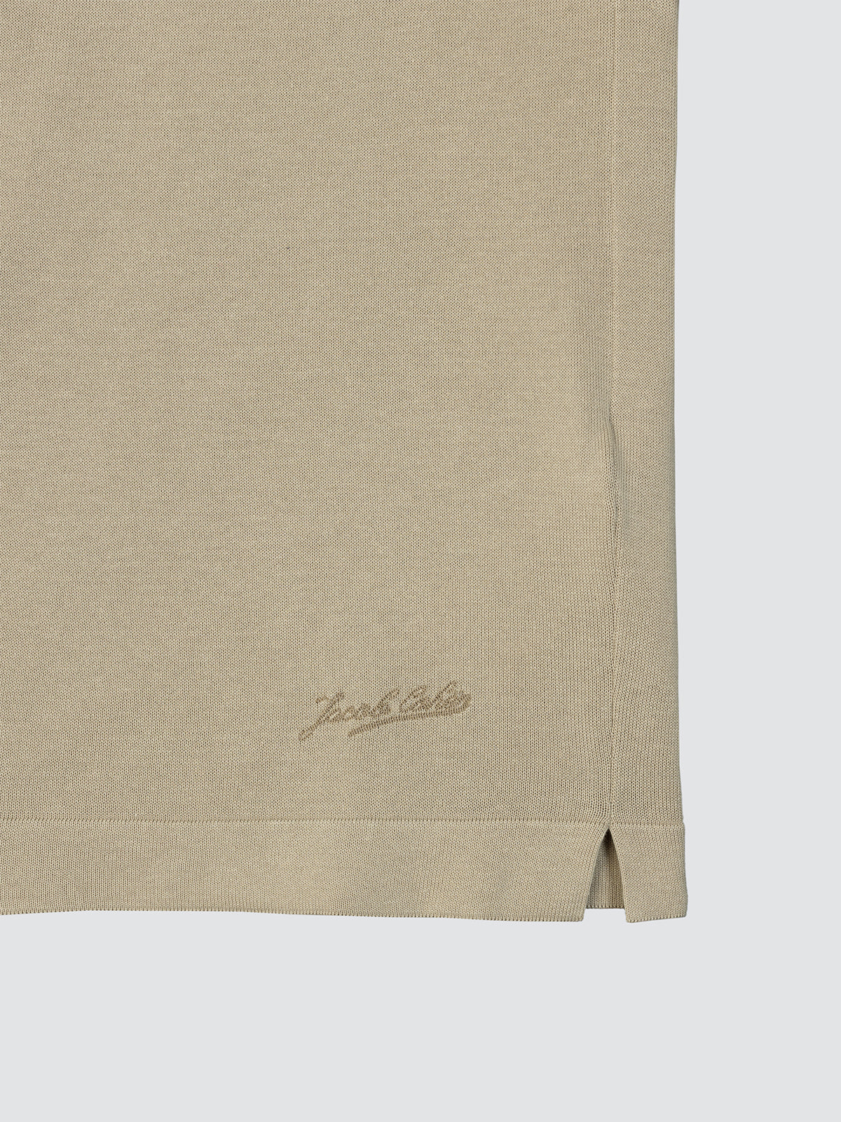 Beige trui met ronde hals en korte mouwen