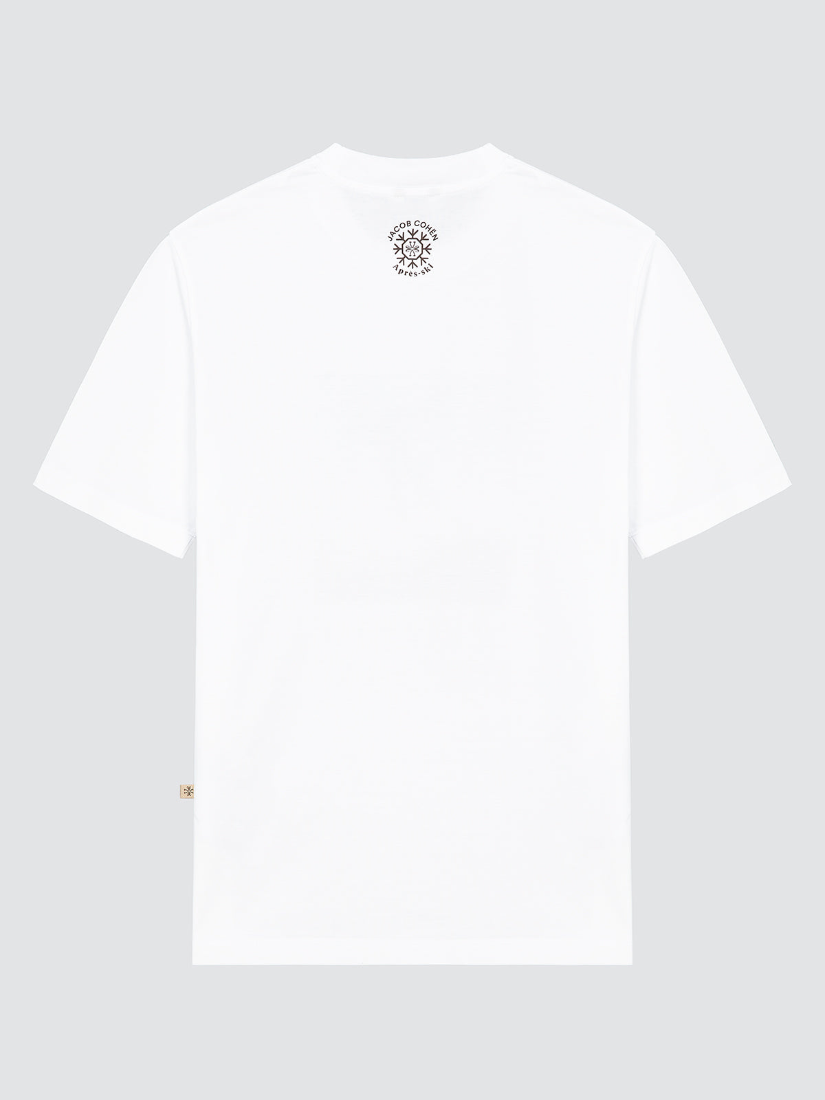 White t-shirt with a small logo Jacob Cohën flake on a light gray background