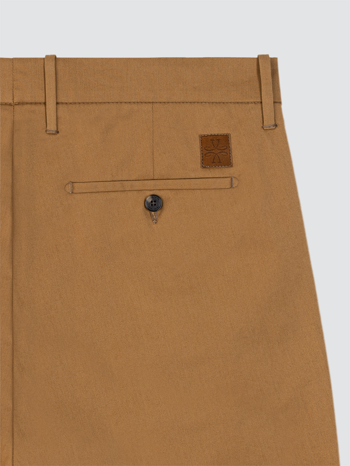 Back view of Jacob Cohën pants model ben in brown cotton with logo