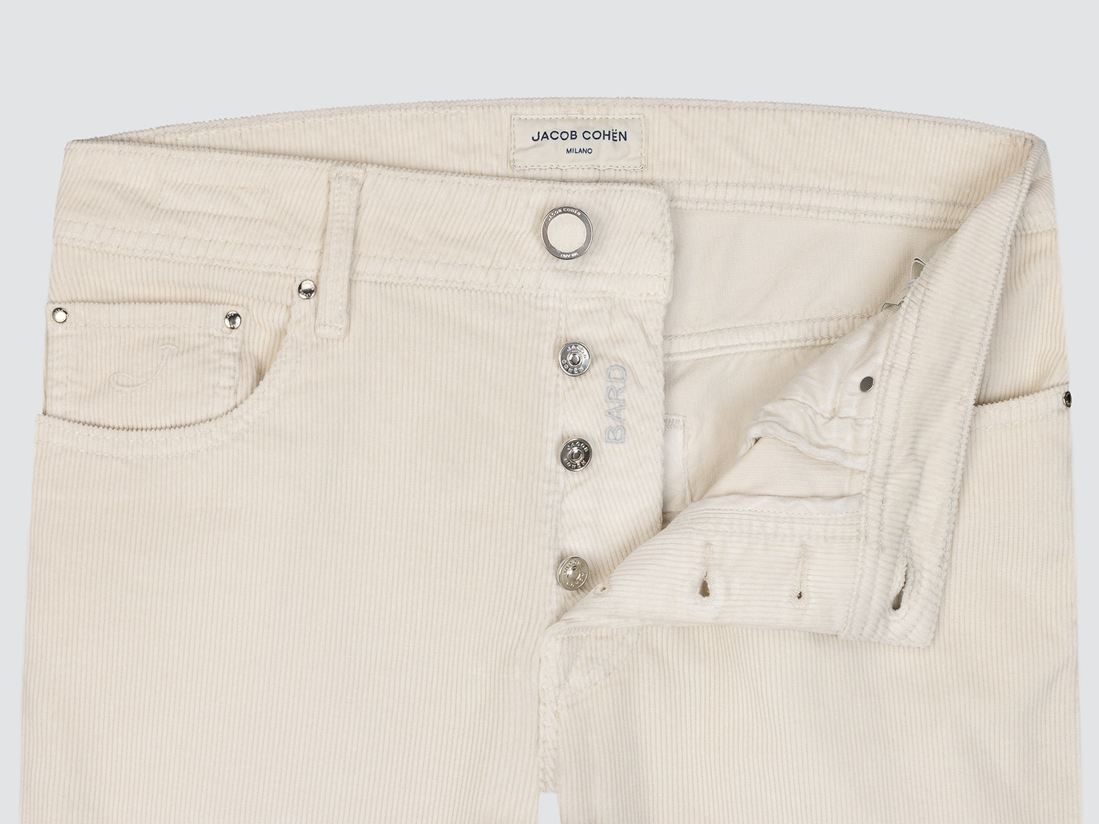 Pantalones Bard 5 bolsillos pana elástica off-white algodón modal