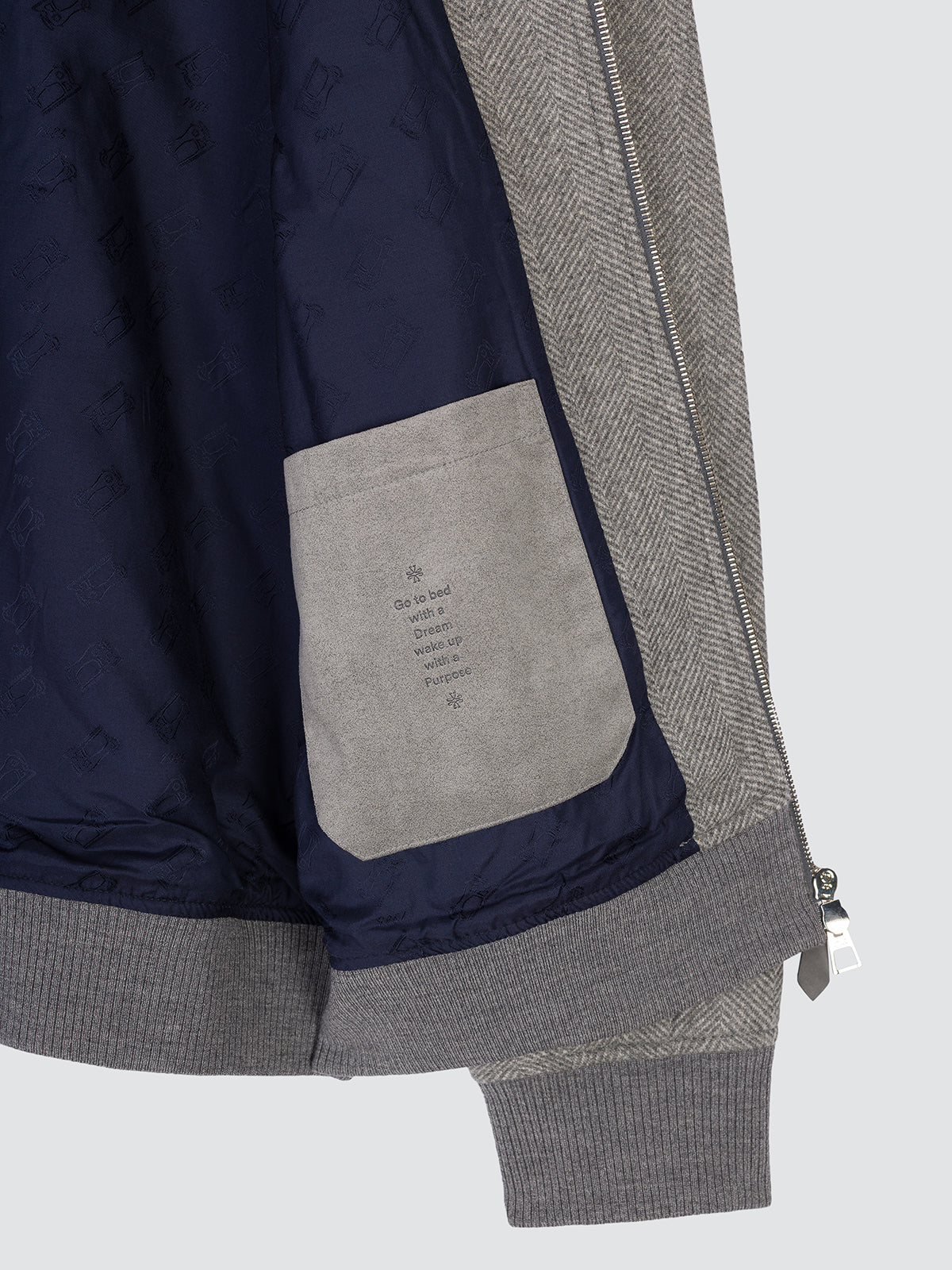 Wolljacke mit Fischgrätmuster