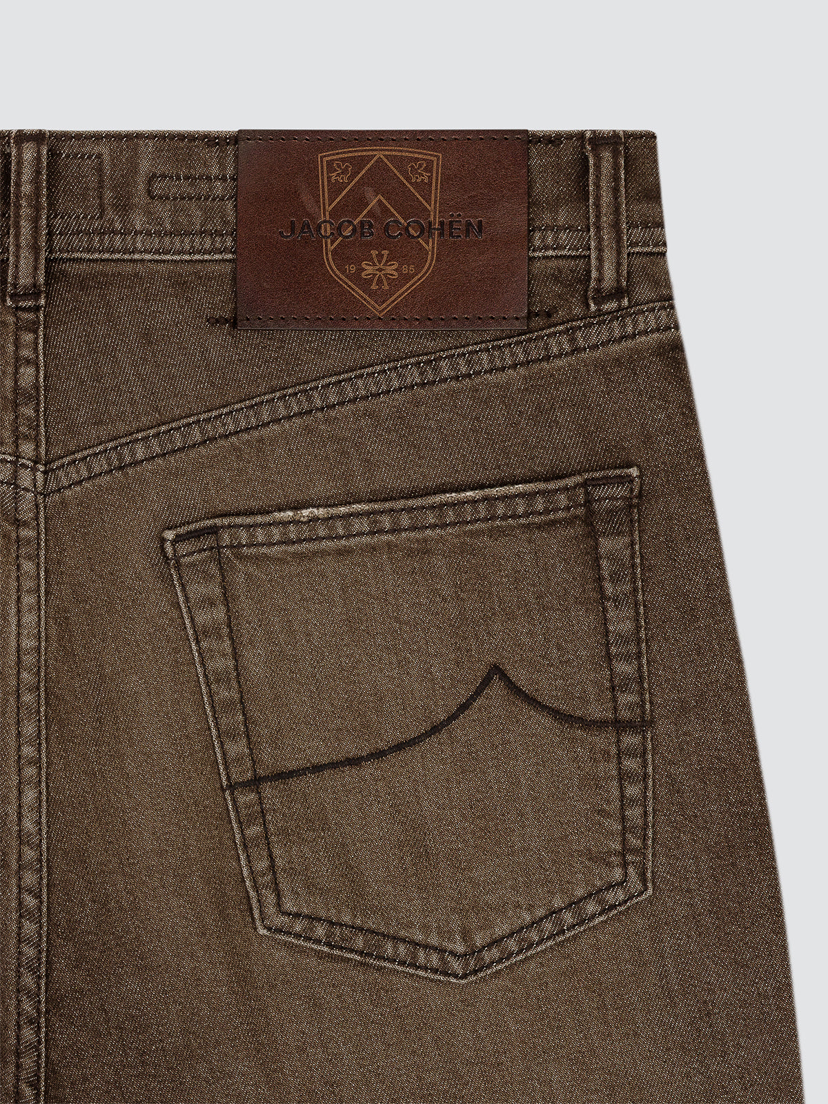 Edo jeans straight fit brown from Jacob Cohen capsule back to school