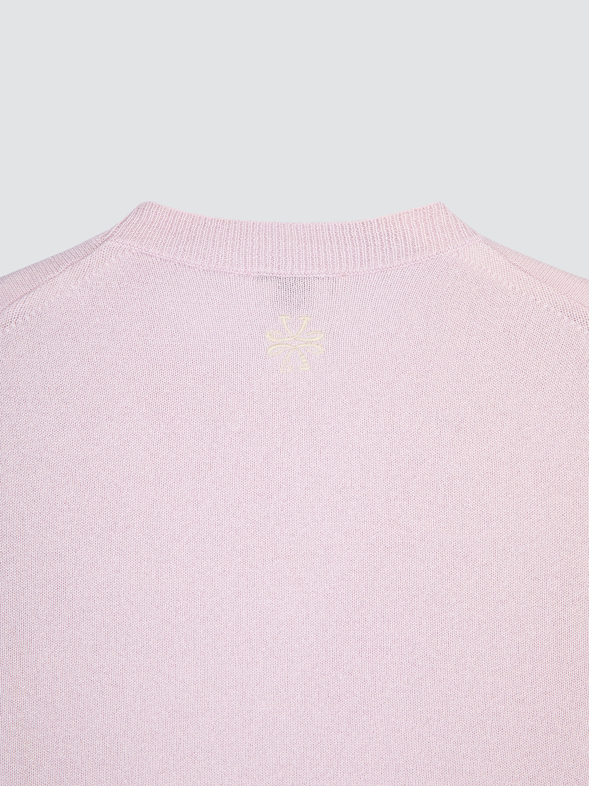 Pull en cachemire rose pastel