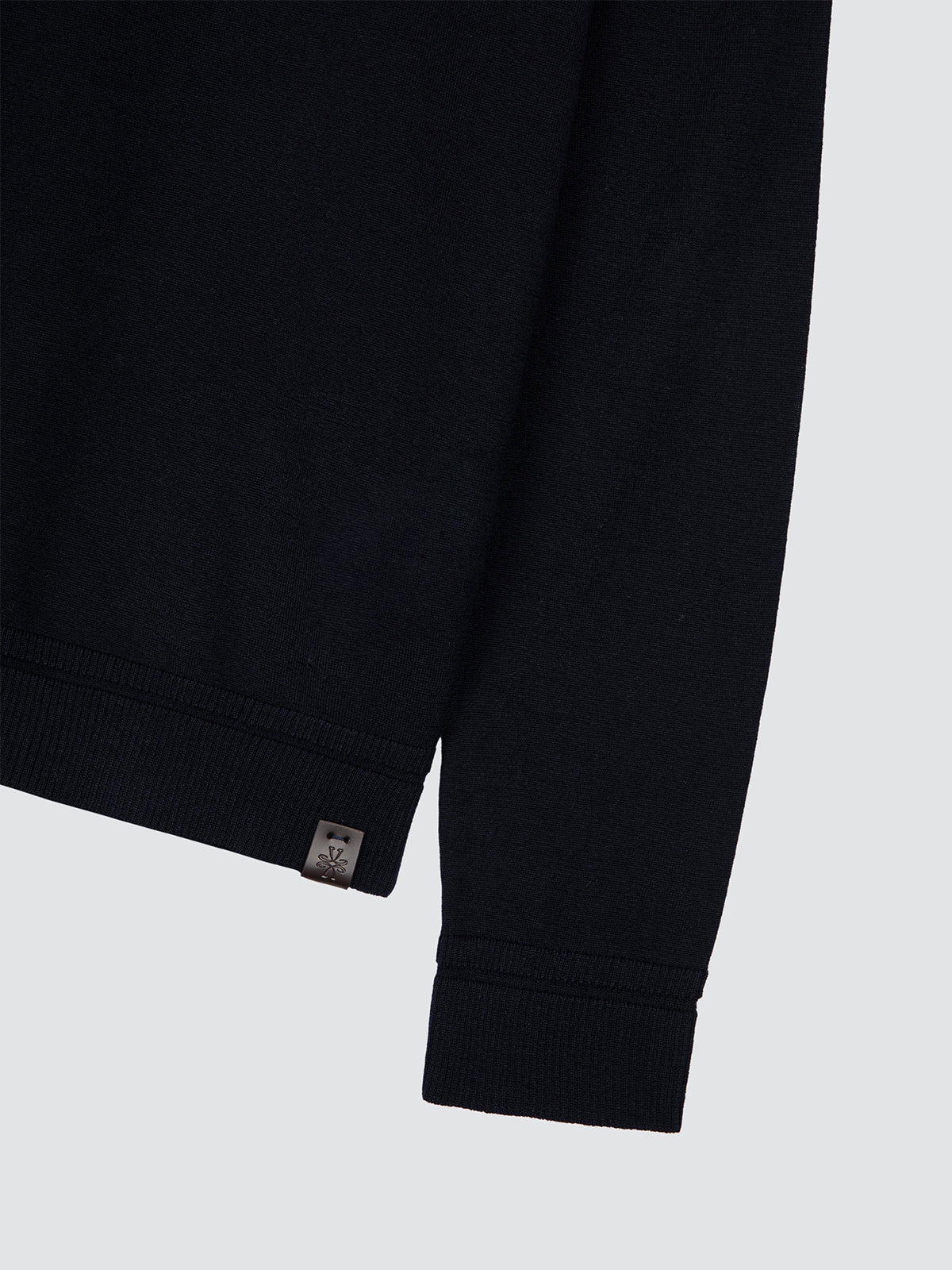 PULLOVER AUS WOLLE UND SEIDE MIT RUNDHALSAUSSCHNITT MARINEBLAU