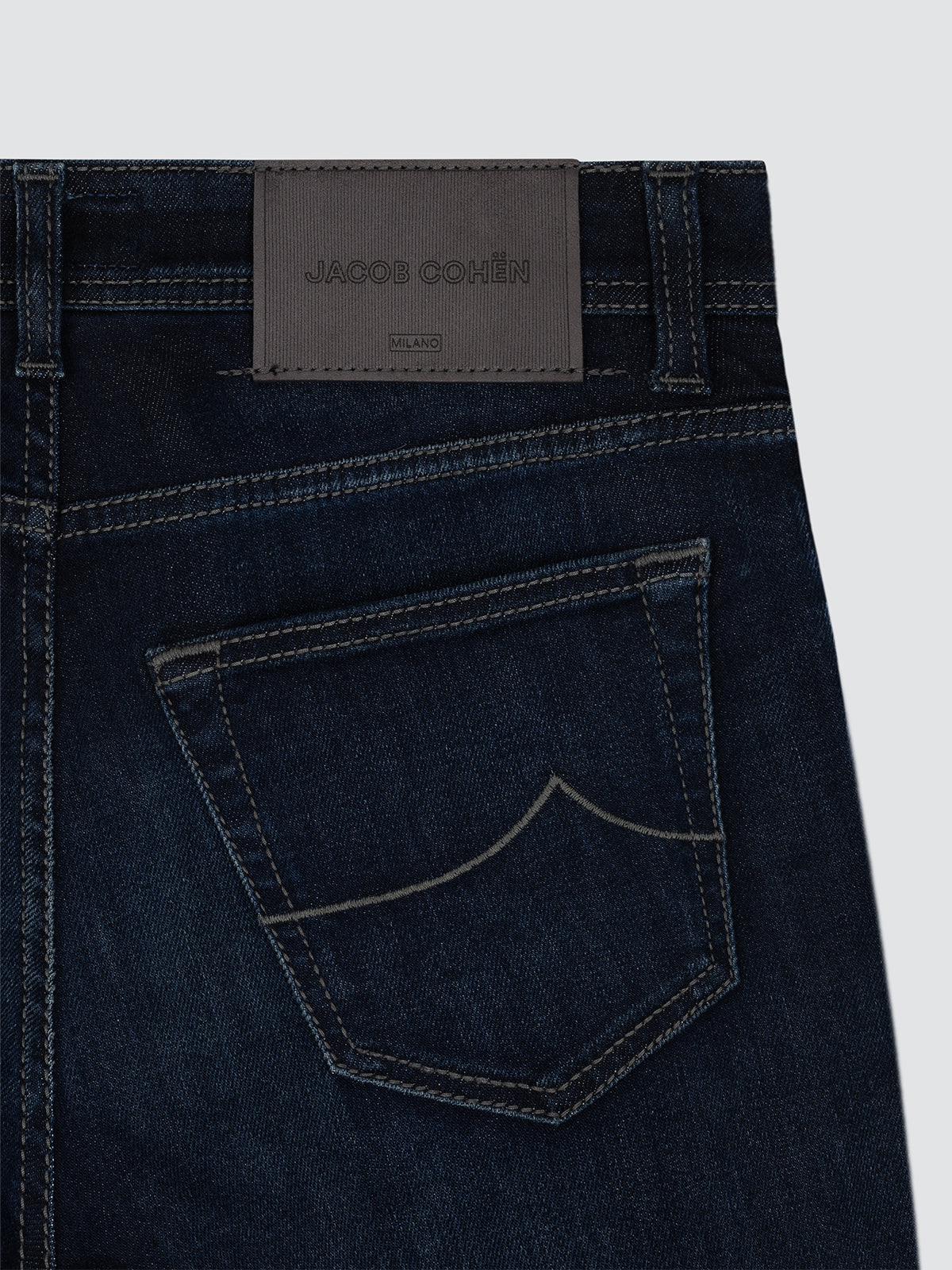 Jeans Jacob Cohën nick slim dark blue back view