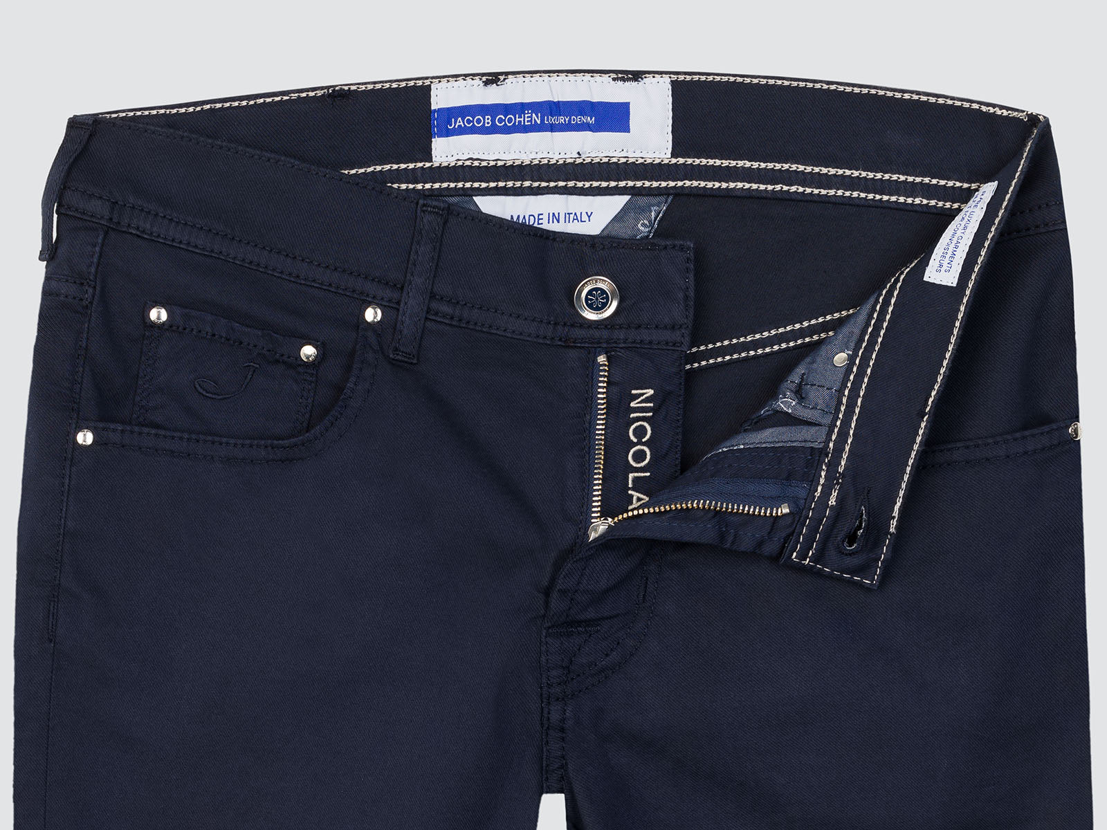 Nicolas Bermuda navy blue  stretch cotton Lyocell