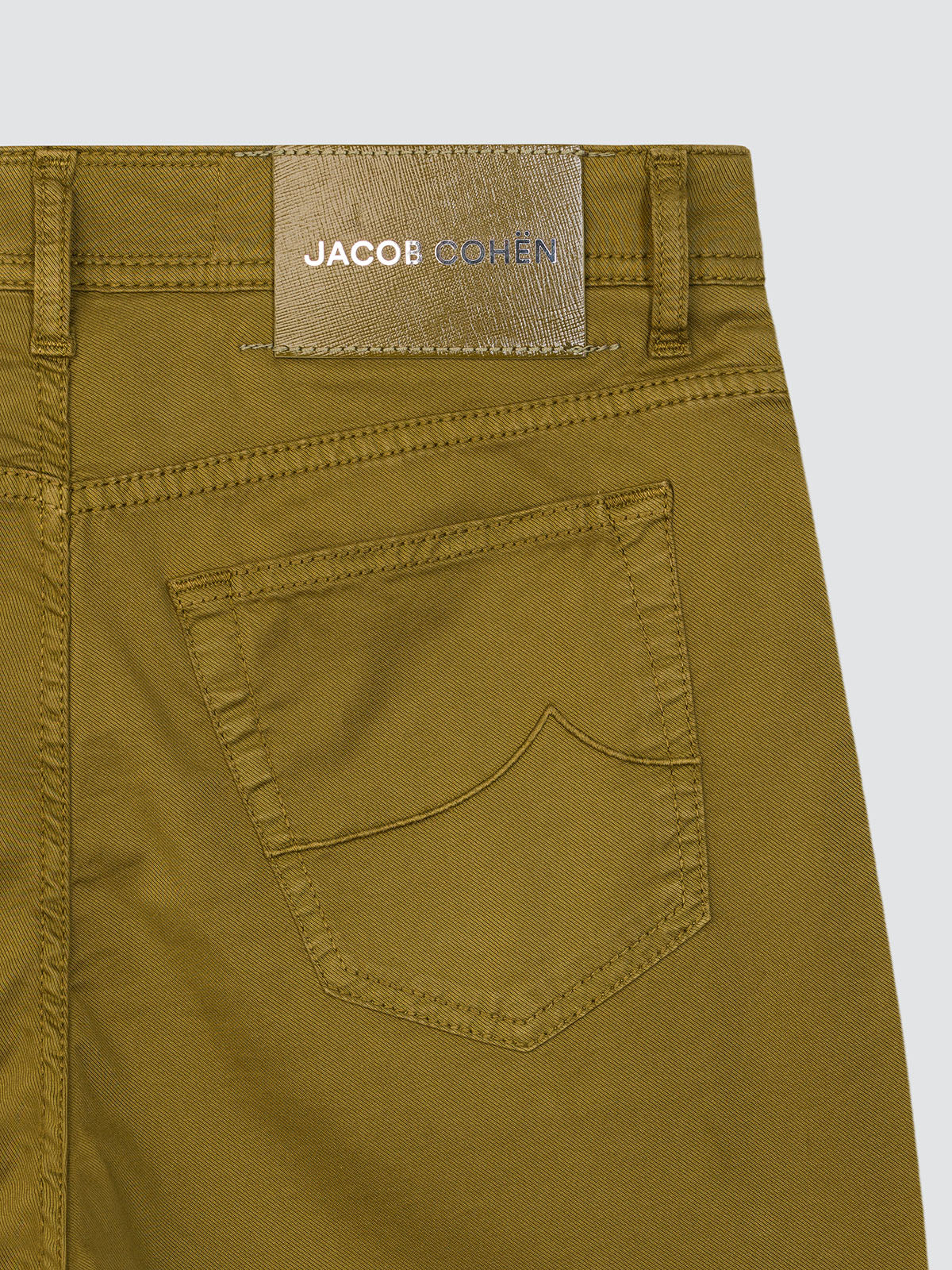 Bard pants in cotton lyocell Olive green