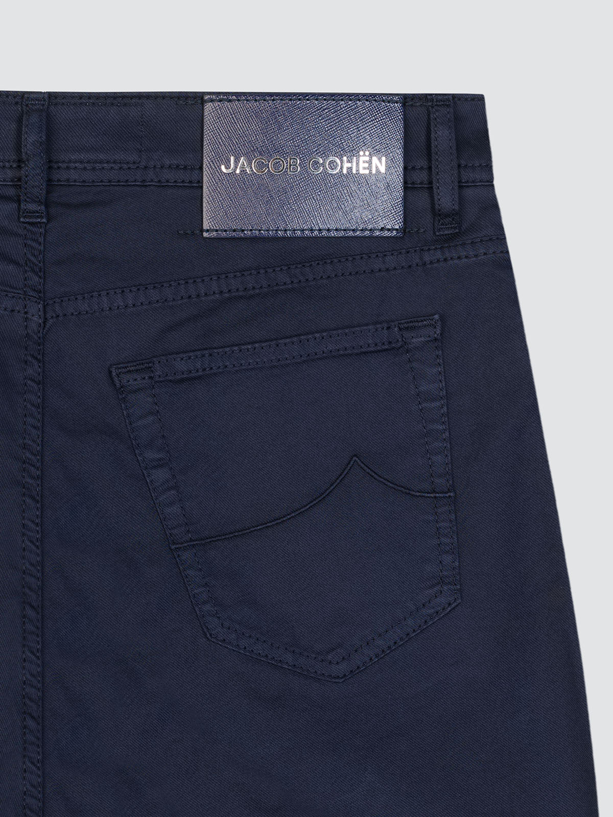 Pantalones azul marino de verano Jacob Cohën bard