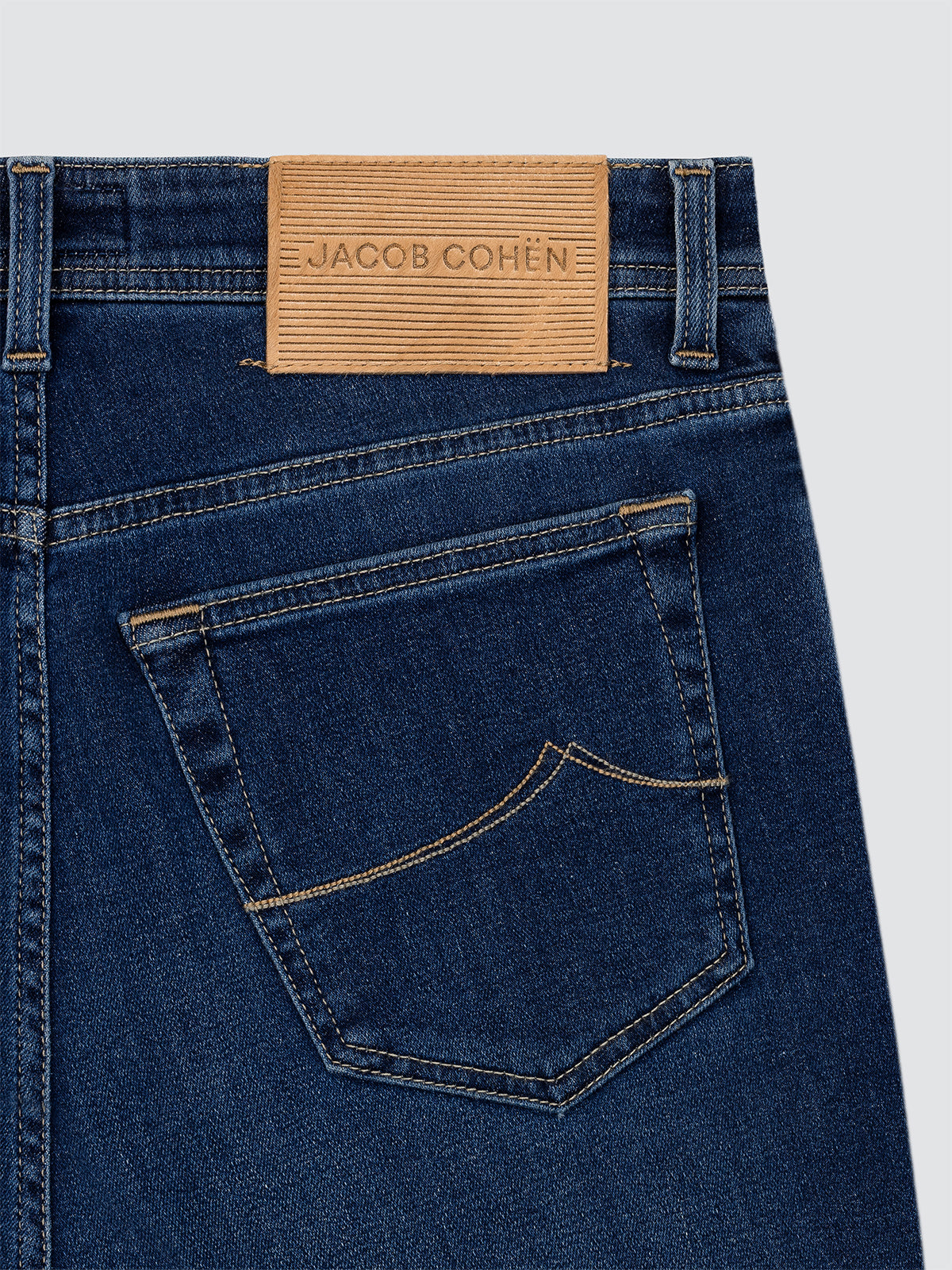 Jacob Cohën Bard mid blue soft stretch denim beige patch back view