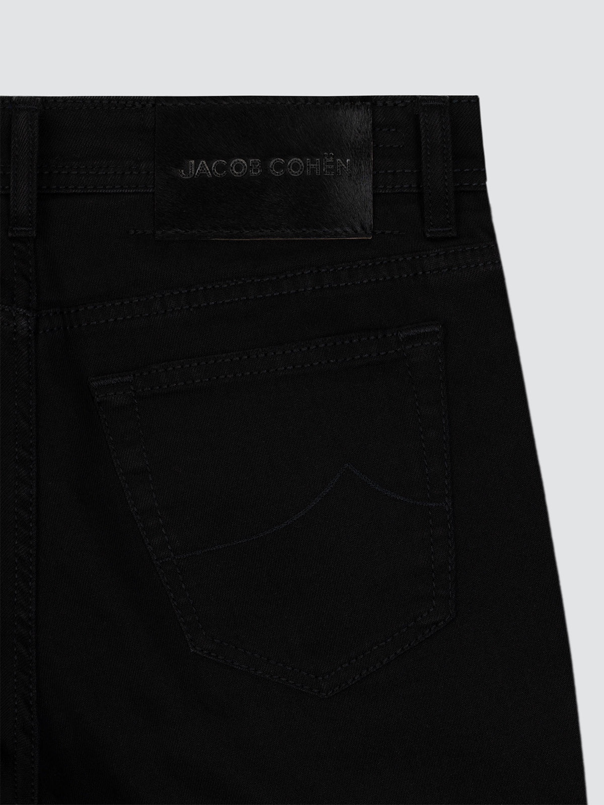 Carry over jeans black Jacob cohen bard back view