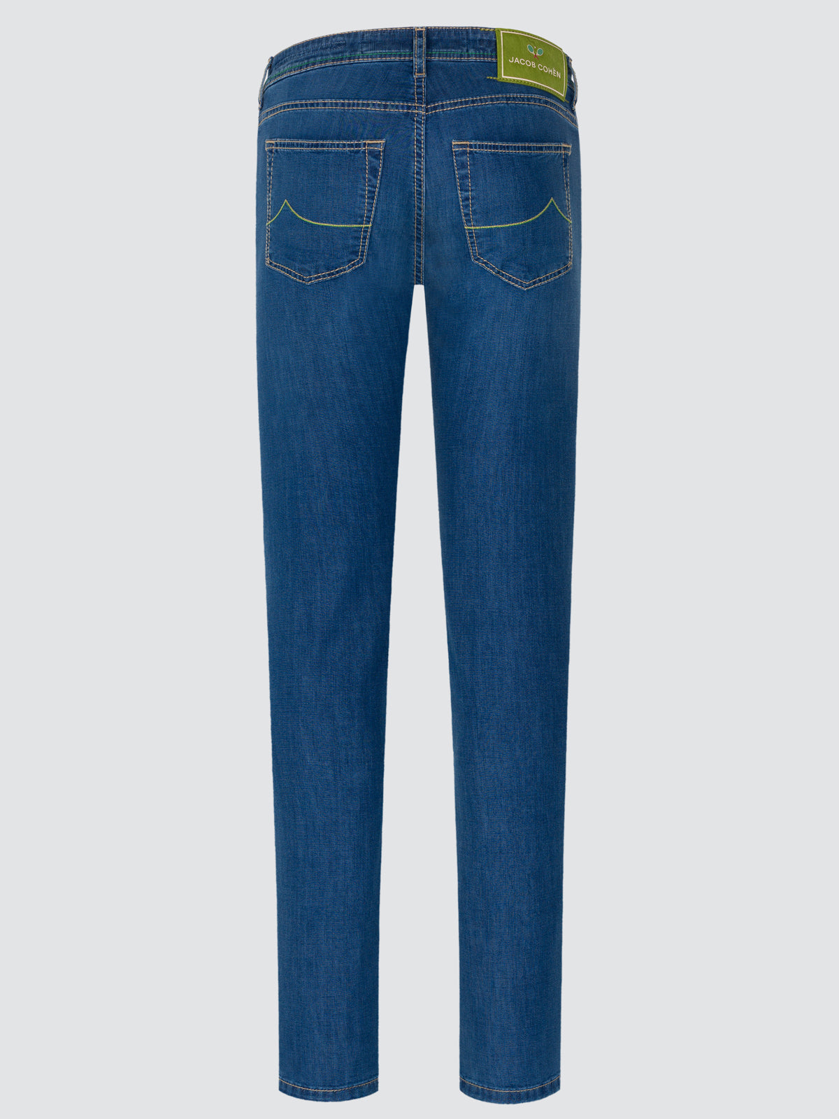 Vaqueros Nick Slim azul medio de Jacob Cohen en denim Power Stretch
